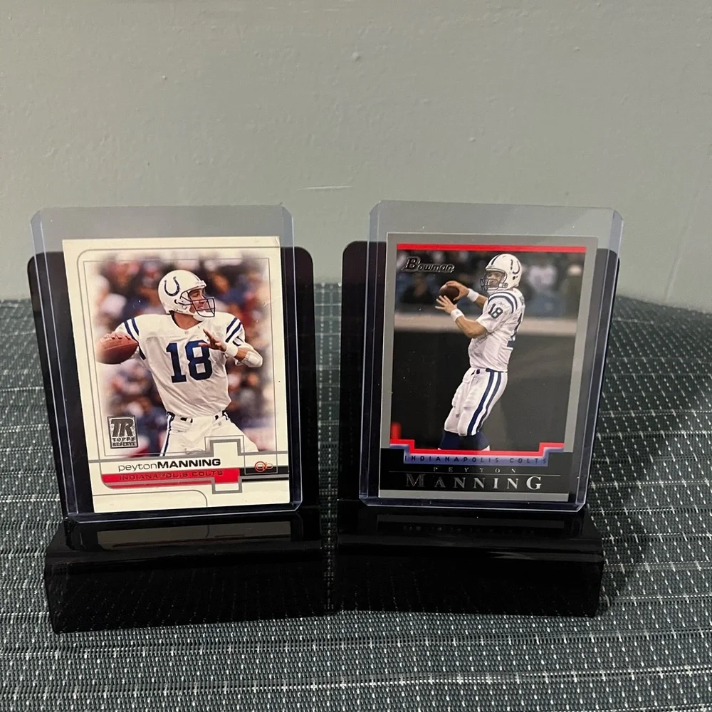 ⭐️🏈 EUC Rawlings Peyton Manning Pee Wee Football & 2 Cards - #T1